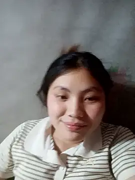 Snapshot of Hilary-123 chatting on February 2026 02:06:01 PM Hilary-123 online show from February 2026 02:06:01 PM