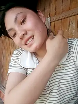 Hilary-123 online show from April 2026 05:42:01 AM