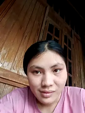 Hilary-123 online show from May 2026 01:42:01 AM