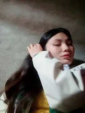 Hilary-123 online show from January 2026 09:32:01 PM