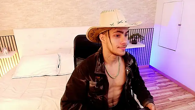 PatrickS25 online show from December 2025 04:50:02 AM