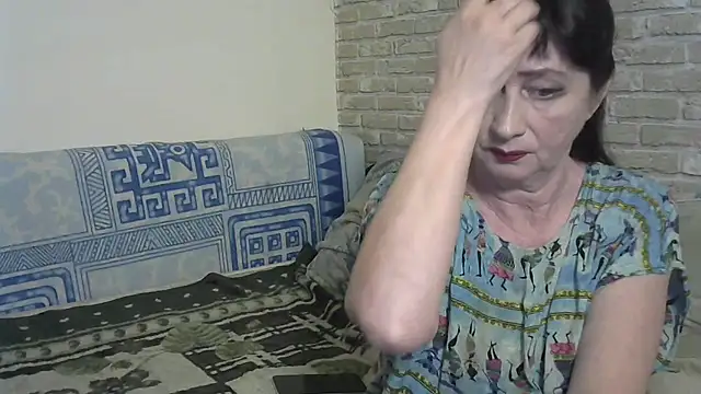 GraceBrist3 online show from March 2026 04:01:01 AM