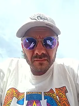 Snapshot of Cicciolino_23 chatting on February 2026 06:52:02 PM Cicciolino 23 online show from February 2026 06:52:02 PM