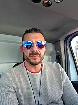 Snapshot of Cicciolino_23 chatting on December 2025 12:26:01 PM Cicciolino 23 online show from December 2025 12:26:01 PM