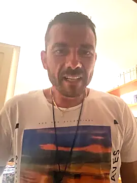 Snapshot of Cicciolino_23 chatting on June 2026 04:07:02 PM Cicciolino 23 online show from June 2026 04:07:02 PM