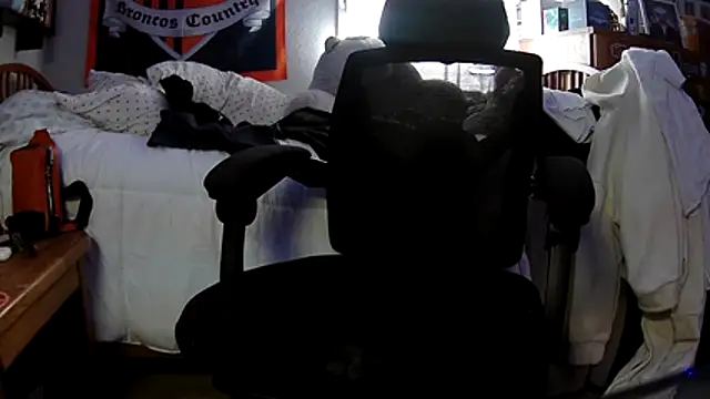 Snapshot of ValuedConcept687 chatting on June 2026 01:01:01 AM ValuedConcept687 online show from June 2026 01:01:01 AM