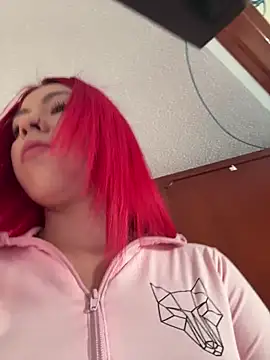 Scarlett firee online show from January 2026 12:34:02 PM