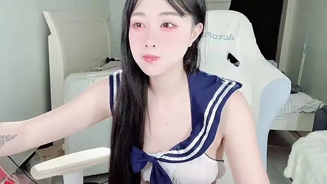 CCmakelong online show from May 2026 06:06:02 AM