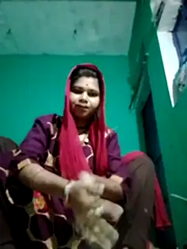 Big hot44 online show from December 2025 01:00:01 AM