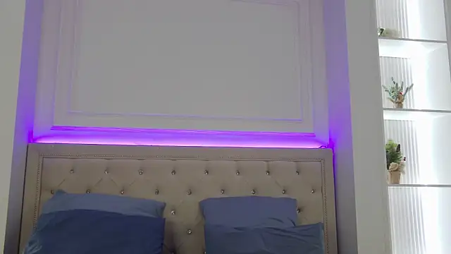 KaylaGraceful online show from December 2025 01:24:02 PM