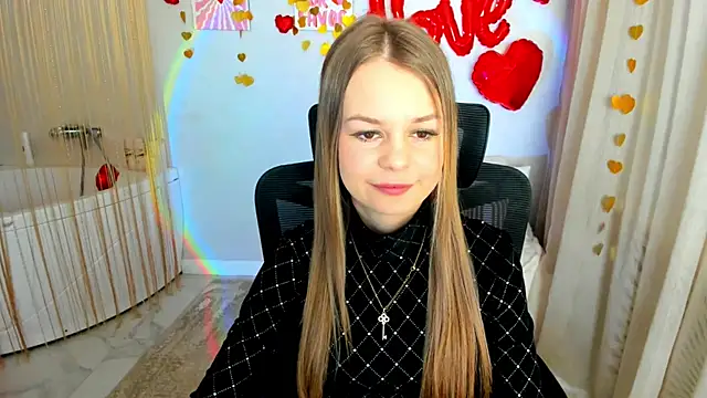 MidnighteAura online show from February 2026 07:32:02 PM