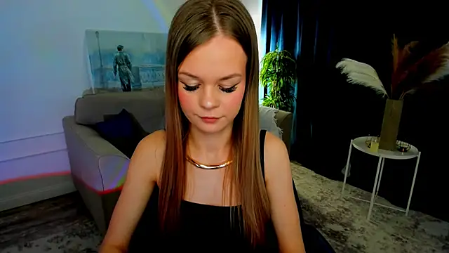 MidnighteAura online show from April 2026 11:33:01 AM