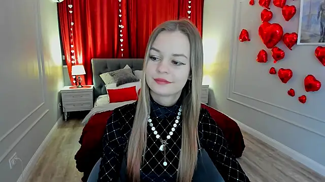 MidnighteAura online show from February 2026 08:09:02 PM