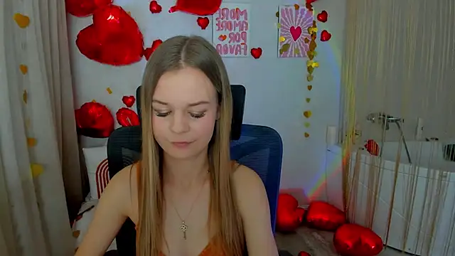 MidnighteAura online show from February 2026 07:46:01 PM