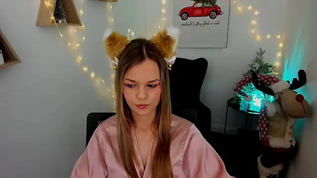 MidnighteAura online show from December 2025 06:23:01 PM