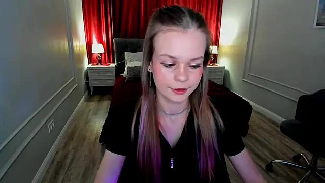 MidnighteAura online show from March 2026 07:37:02 PM