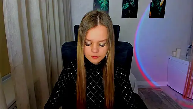 MidnighteAura online show from March 2026 03:29:01 AM