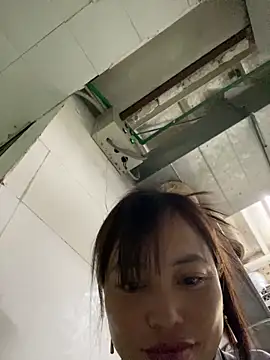 Lilik2 online show from April 2026 01:46:02 AM