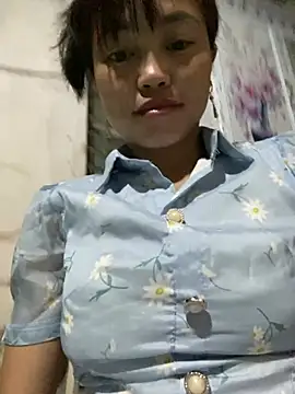 Lilik2 online show from March 2026 09:44:01 PM