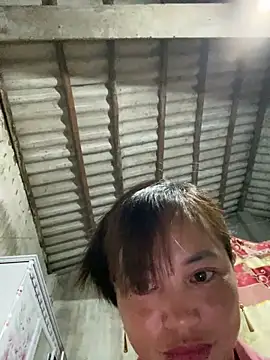 Lilik2 online show from April 2026 10:06:02 PM