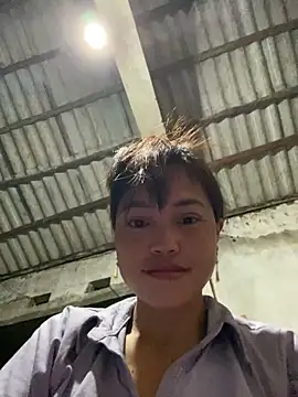 Lilik2 online show from April 2026 08:32:01 PM