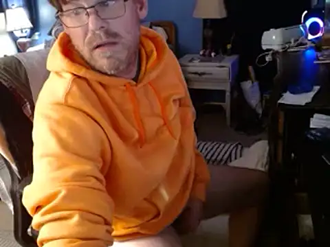 Snapshot of BamaBoi40AL chatting on December 2025 08:59:01 AM BamaBoi40AL online show from December 2025 08:59:01 AM