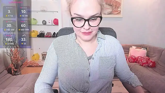 Snapshot of KamillaJei chatting on February 2026 06:14:02 AM KamillaJei online show from February 2026 06:14:02 AM