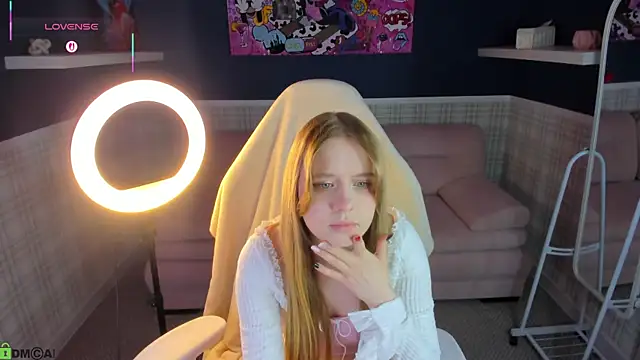 Victori Fox online show from April 2026 11:51:01 PM