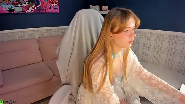 Victori Fox online show from March 2026 12:40:01 AM