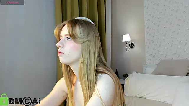 Victori Fox online show from February 2026 12:43:02 AM