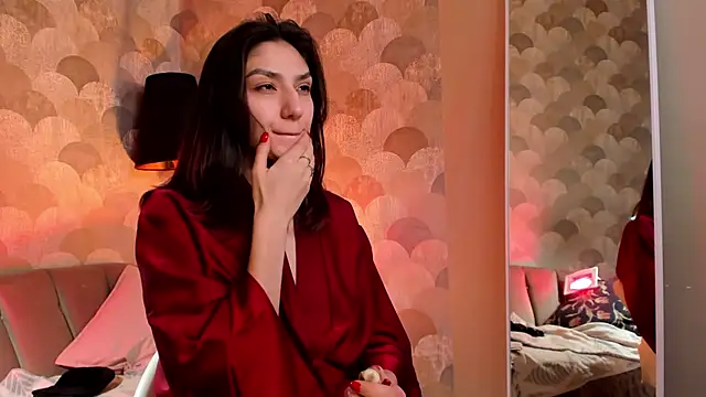 Roxa Lana online show from March 2026 05:57:01 PM