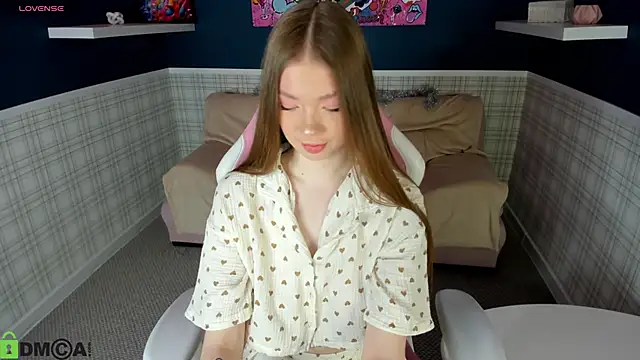 Tessa Sunn online show from December 2025 01:08:02 AM