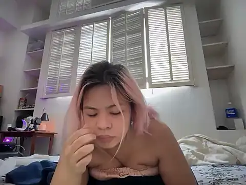 Snapshot of Tina_Slick chatting on May 2026 05:07:02 AM Tina Slick online show from May 2026 05:07:02 AM