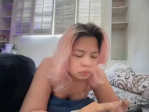 Snapshot of Tina_Slick chatting on May 2026 02:53:01 AM Tina Slick online show from May 2026 02:53:01 AM