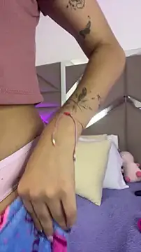 Dreammy Kitty online show from April 2026 01:13:02 PM