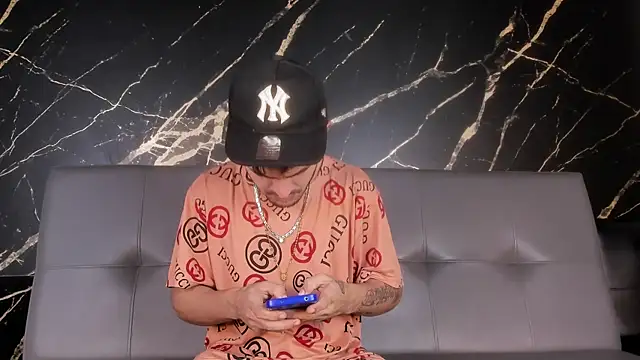 Snapshot of master_king_777 chatting on December 2025 01:35:01 PM master king 777 online show from December 2025 01:35:01 PM