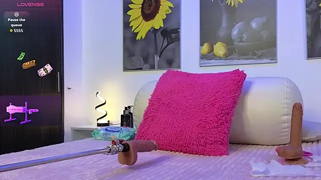 LittleSky   online show from February 2026 11:22:01 AM