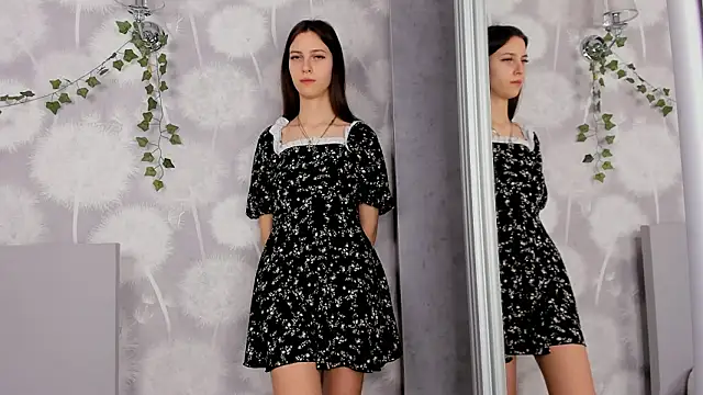 Snapshot of UmbraElyon chatting on March 2026 07:26:02 AM UmbraElyon online show from March 2026 07:26:02 AM