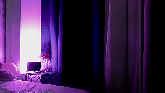 LucyRayy online show from February 2026 07:46:02 PM