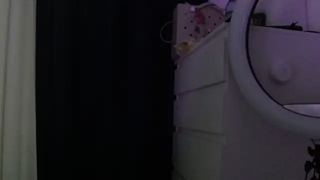 LucyRayy online show from February 2026 07:57:02 PM