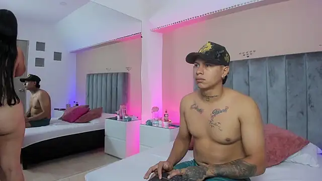 kaylaa sex online show from March 2026 01:16:02 PM