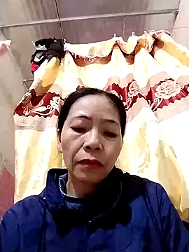 Snapshot of Cool-iponk chatting on December 2025 08:40:02 AM Cool-iponk online show from December 2025 08:40:02 AM