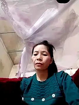 Snapshot of Cool-iponk chatting on December 2025 12:37:01 PM Cool-iponk online show from December 2025 12:37:01 PM