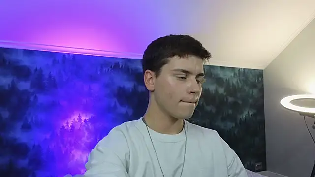 Olie Sparkle online show from December 2025 11:30:01 PM