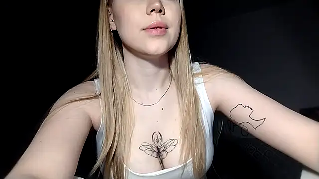 LunaPeony online show from March 2026 08:22:01 PM