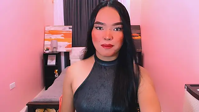 Fantacyloverr online show from April 2026 12:14:01 AM