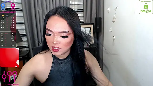 Fantacyloverr online show from May 2026 01:44:01 AM