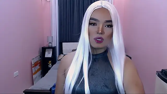 Fantacyloverr online show from February 2026 10:04:02 AM