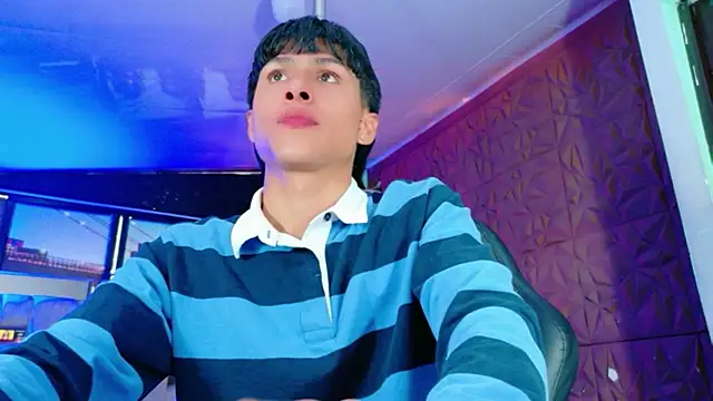 StormLuxX online show from February 2026 06:40:02 PM