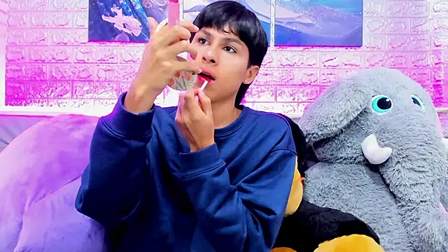 StormLuxX online show from January 2026 01:36:01 PM